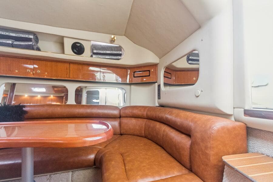 2000 Sea Ray 370 Express Cruiser