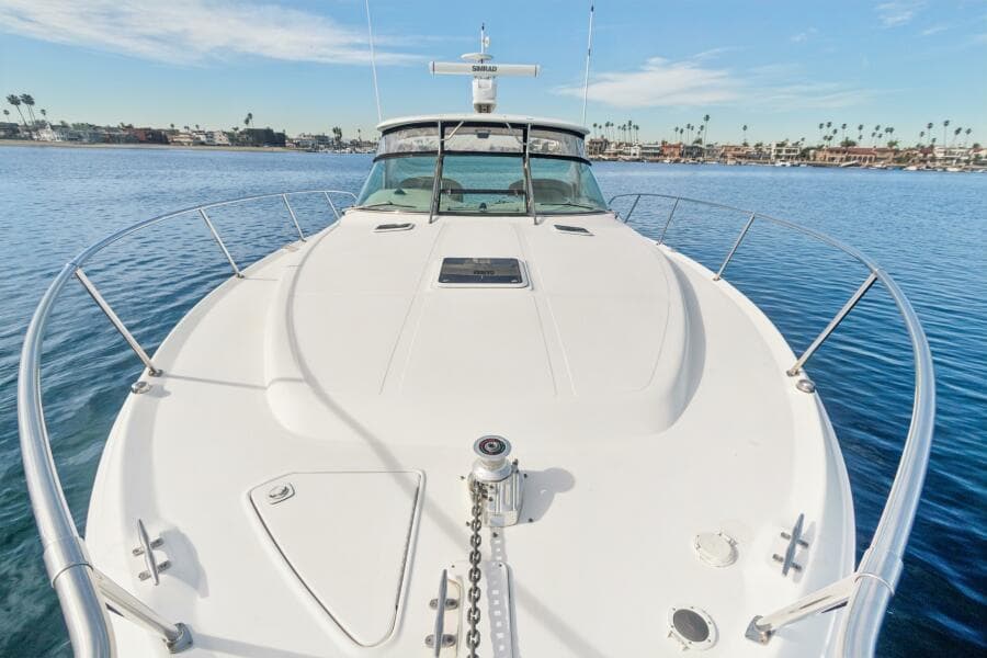 2000 Sea Ray 370 Express Cruiser