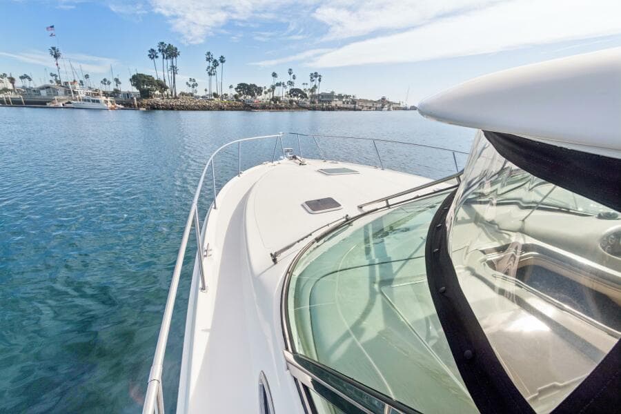 2000 Sea Ray 370 Express Cruiser