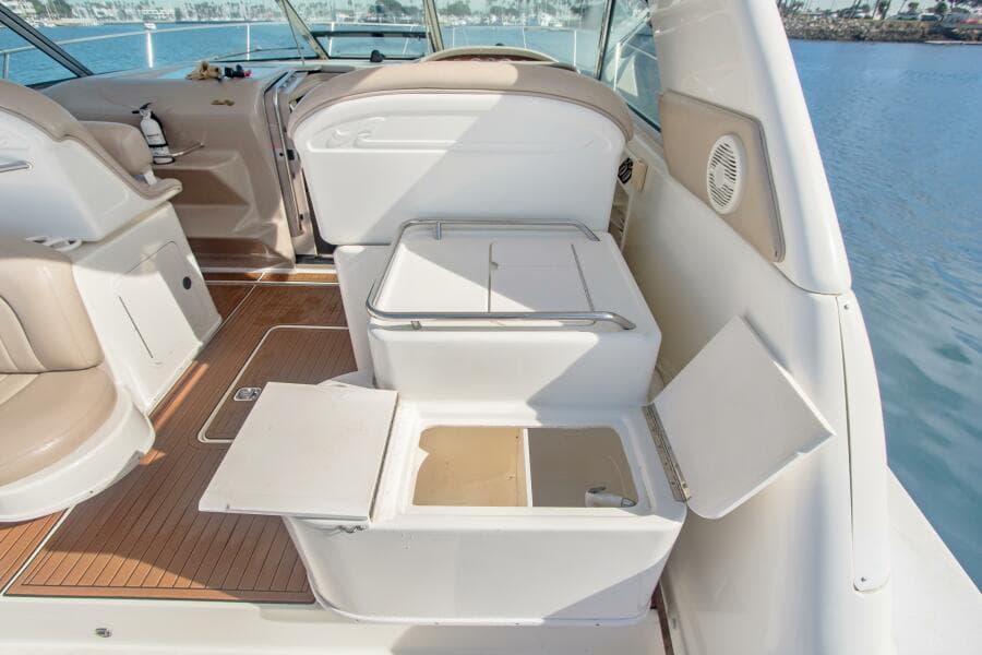 2000 Sea Ray 370 Express Cruiser