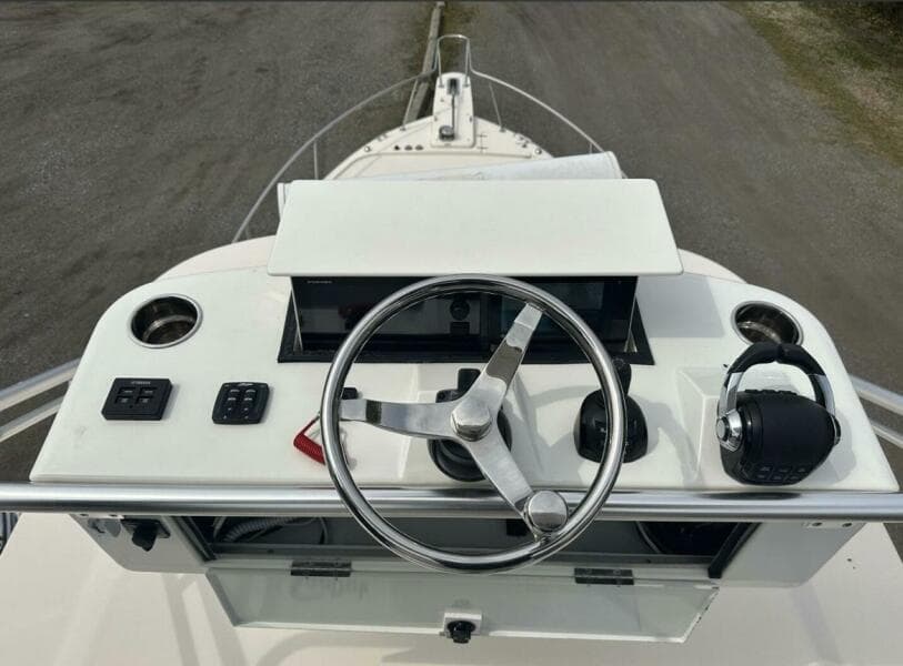 2014 Grady-White Express 330