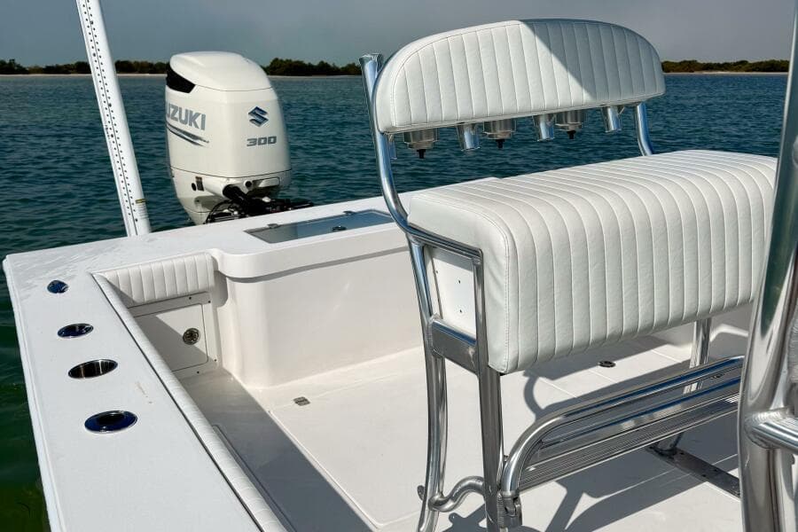 2019 Aquasport 243 Tower