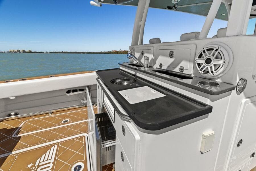 2019 HCB 4200 Siesta