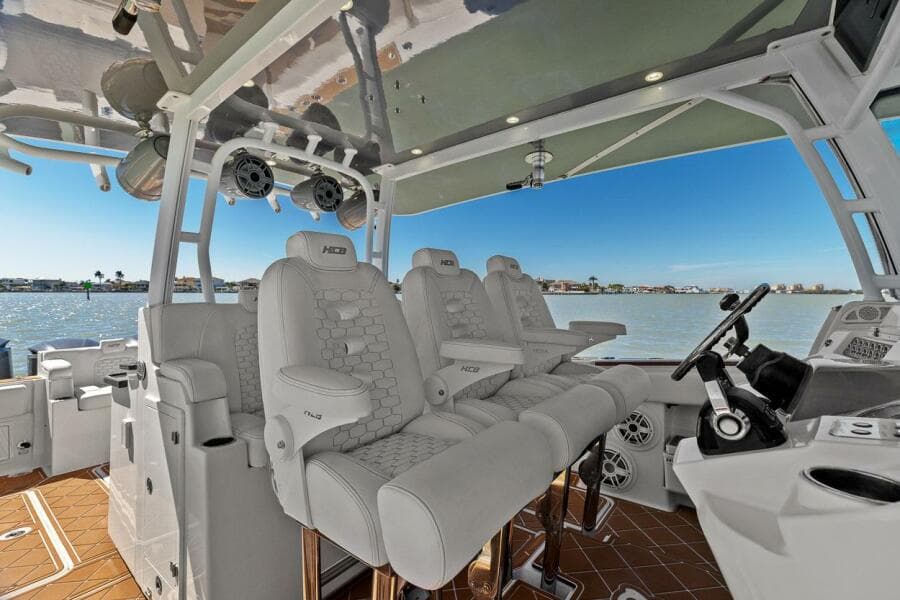 2019 HCB 4200 Siesta