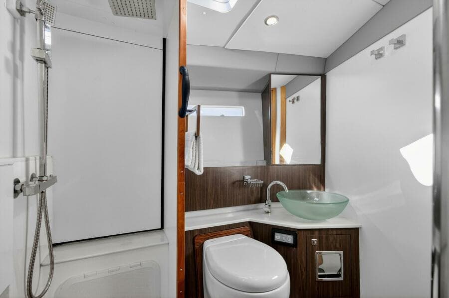 Forward head - Southerly 420