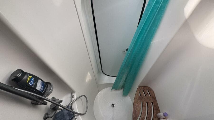 Owner's Ensuite Port Hull Shower