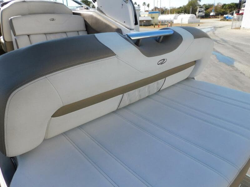 2019 Regal 28 Express