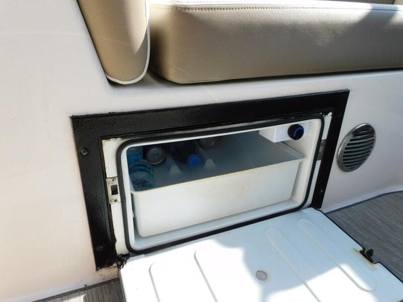 2019 Regal 28 Express