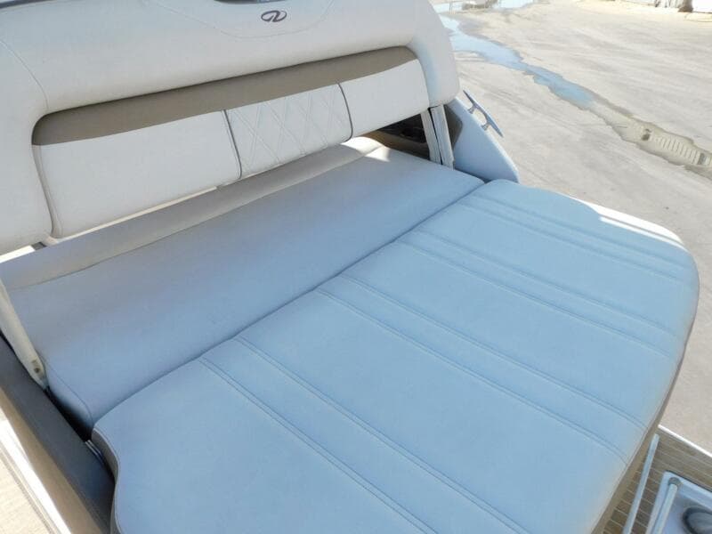 2019 Regal 28 Express