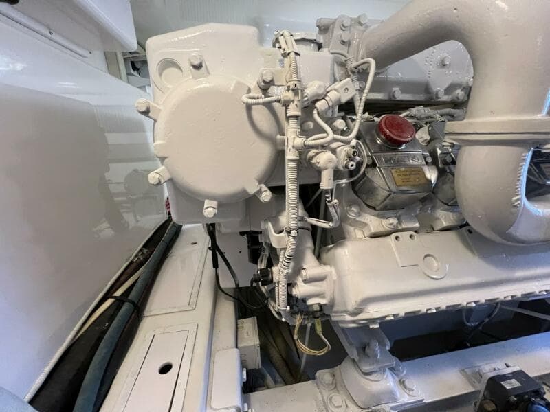 Viking 52 SILENT PARTNER - Engine Room