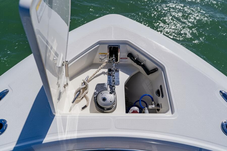 2019 Boston Whaler 380 Outrage