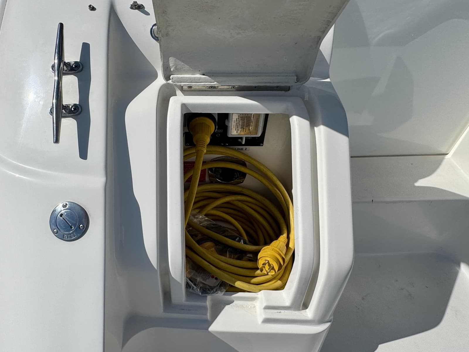2004 Regal 3260 Commodore - Photo 51