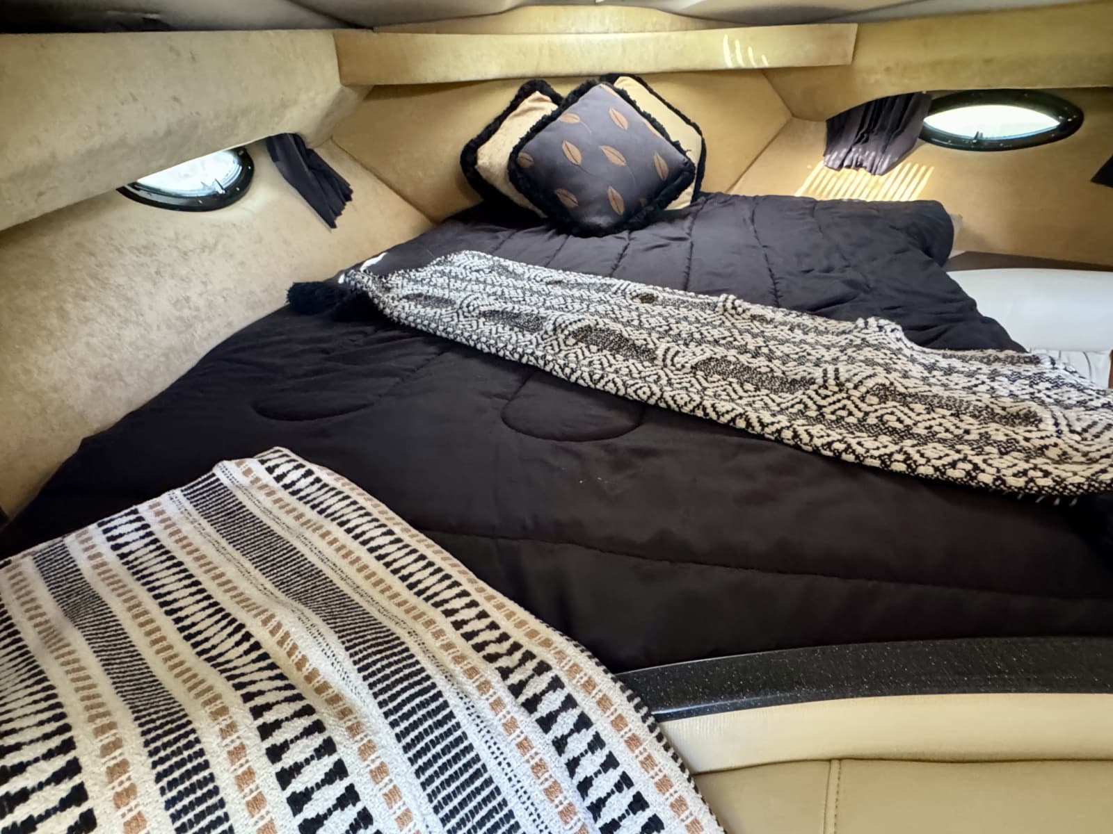 2004 Regal 3260 Commodore - Photo 38