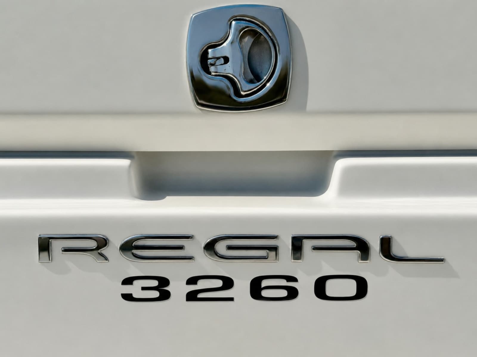 2004 Regal 3260 Commodore - Photo 48