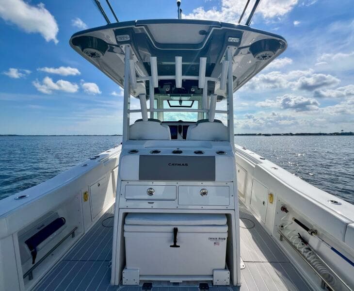 2021 Caymas 341CC