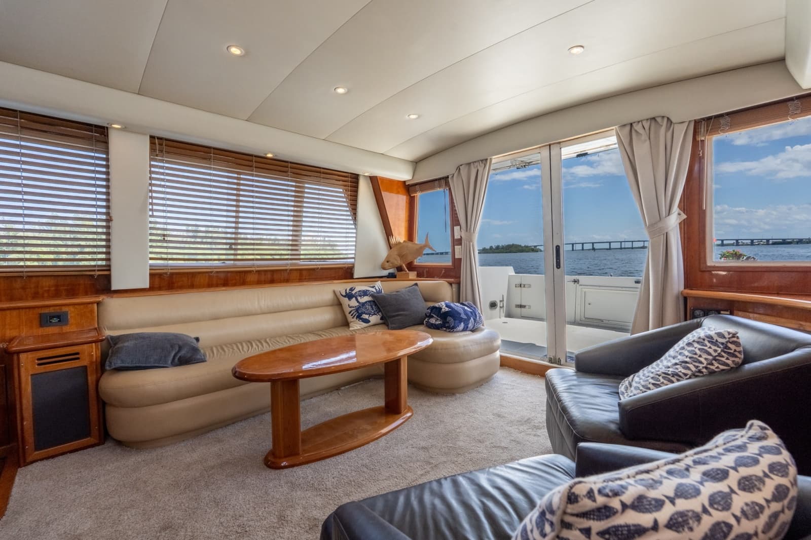 2003 Navigator 5700 - Photo 30