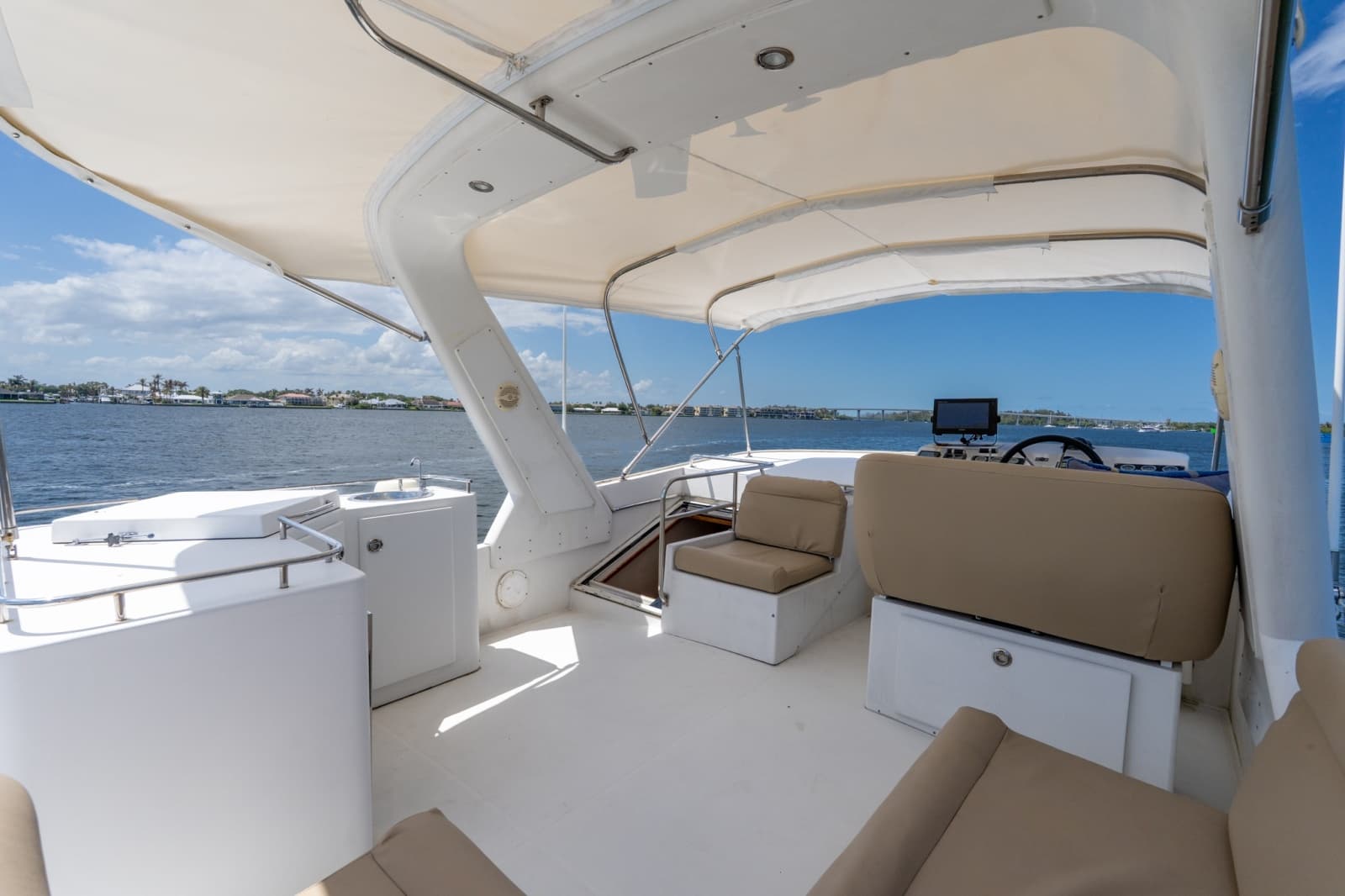 2003 Navigator 5700 - Photo 19