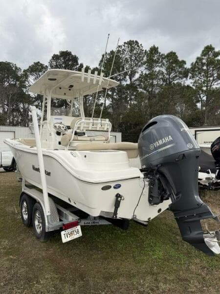 2022 NauticStar 2302 Legacy