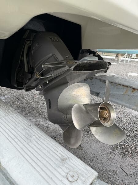 2016 Chaparral 264 Sunsesta