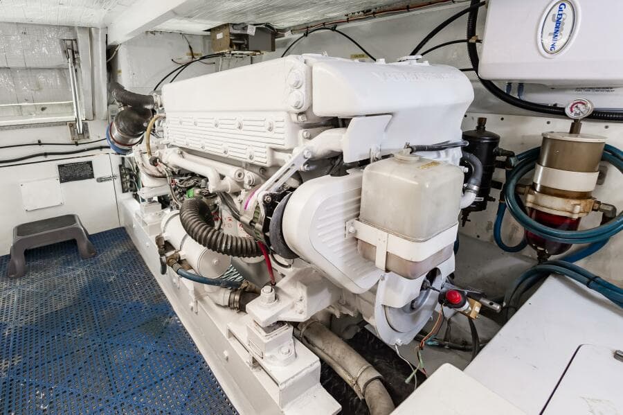 2003 Custom Carolina 40 Layton Express