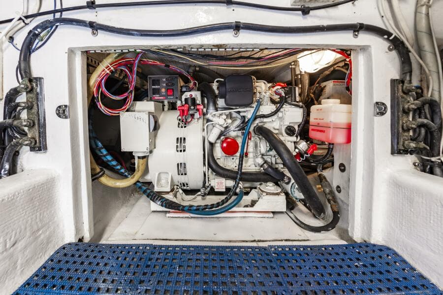 2003 Custom Carolina 40 Layton Express