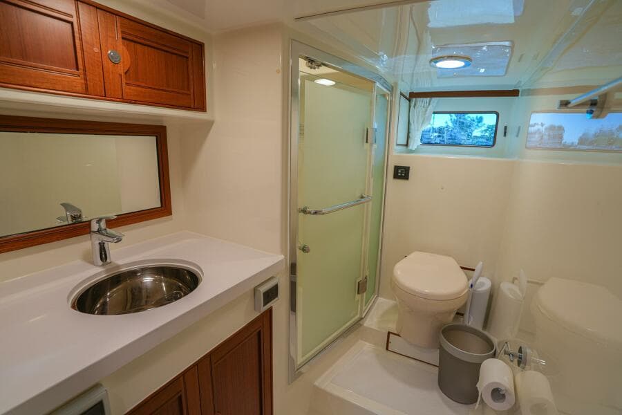 Crew Head Facing Starboard