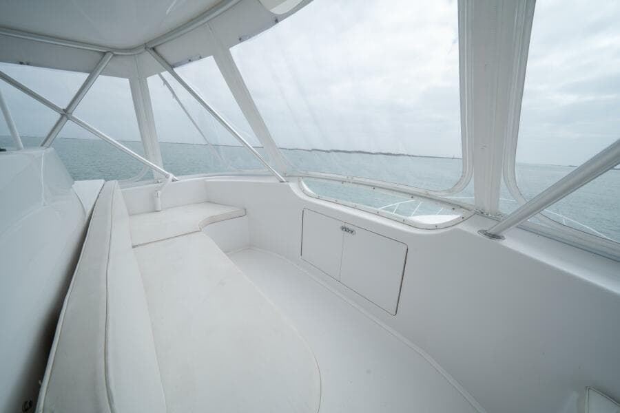 2005 Viking 52 Convertible "Aquaholic"