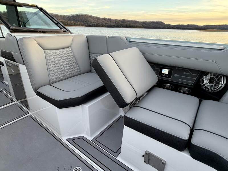 2023 Correct Craft Ingenity 23EL2 Electric Boat