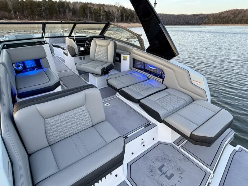 2023 Correct Craft Ingenity 23EL2 Electric Boat