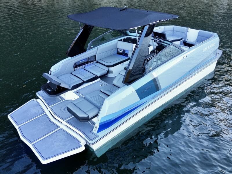 2023 Correct Craft Ingenity 23EL2 Electric Boat