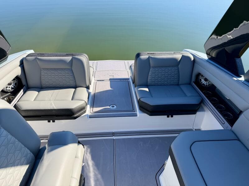2023 Correct Craft Ingenity 23EL2 Electric Boat