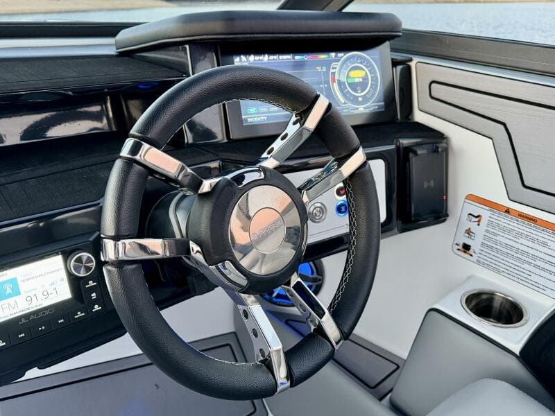 2023 Correct Craft Ingenity 23EL2 Electric Boat