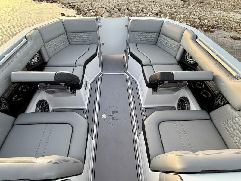 2023 Correct Craft Ingenity 23EL2 Electric Boat