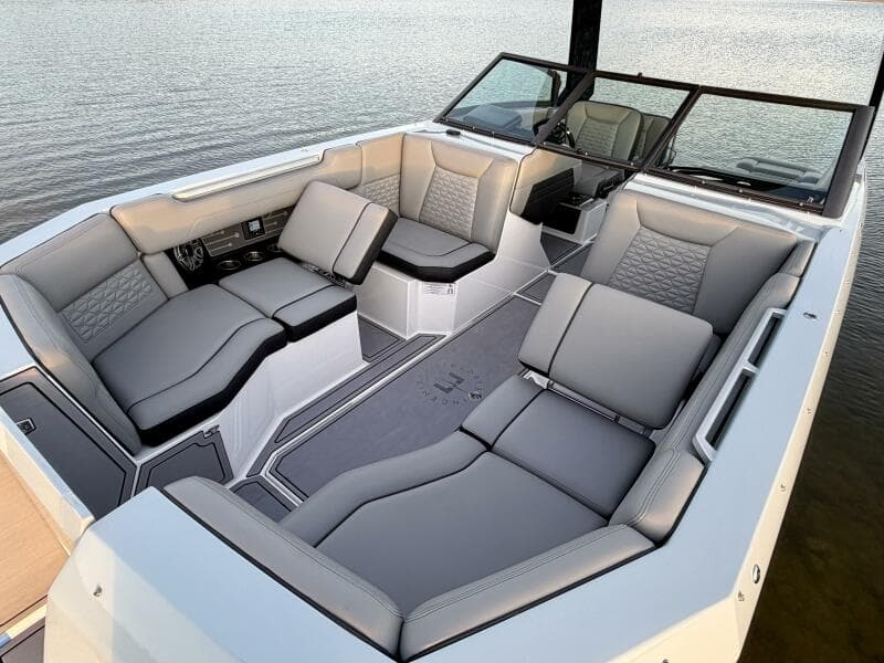 2023 Correct Craft Ingenity 23EL2 Electric Boat