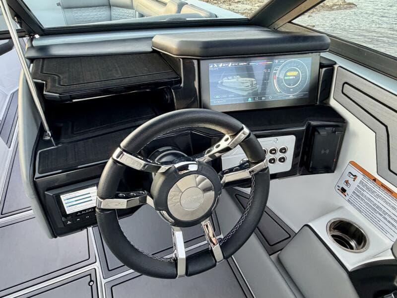 2023 Correct Craft Ingenity 23EL2 Electric Boat