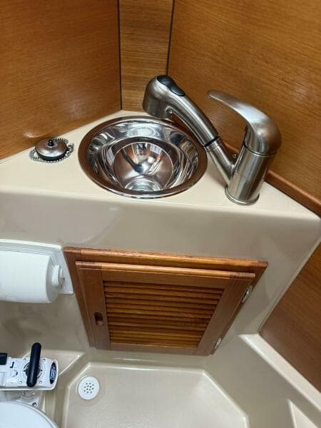 2016 Ranger Tugs R-25 SC