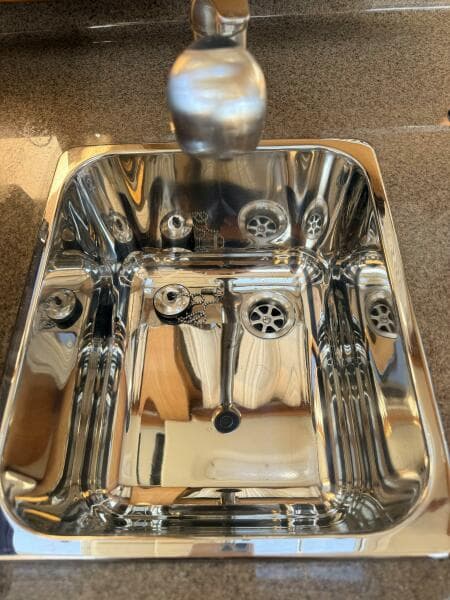 2016 Ranger Tugs R-25 SC