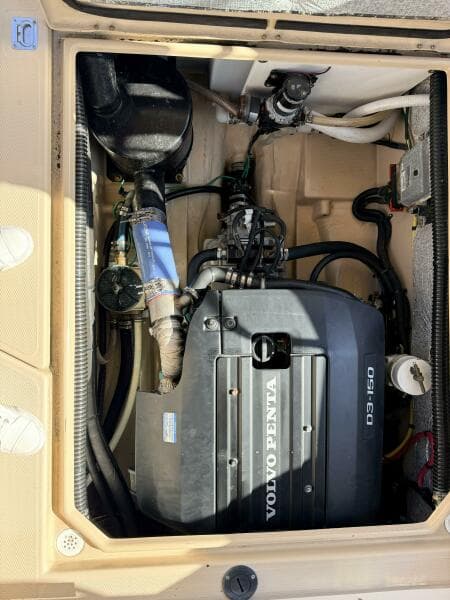 2016 Ranger Tugs R-25 SC