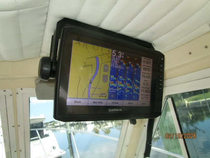 28' Albin helm multi-function display