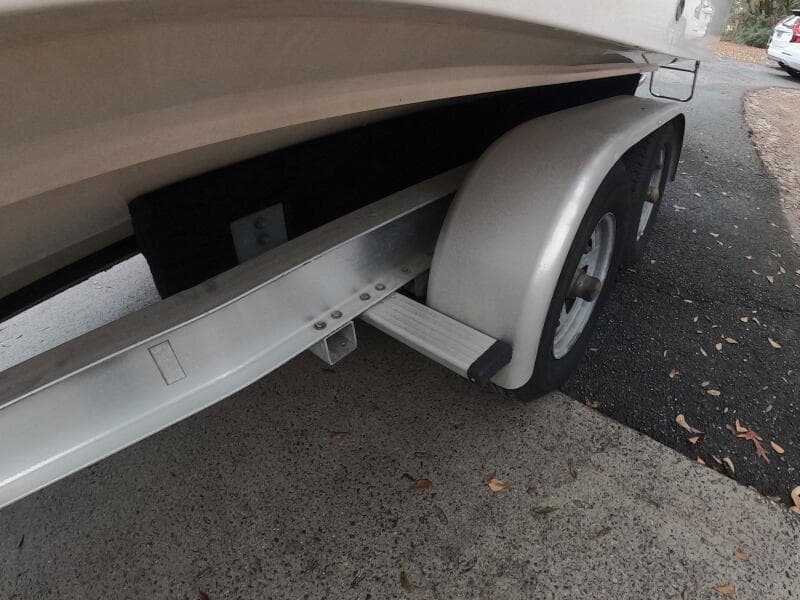 2001 Grady-White Gulfstream 232