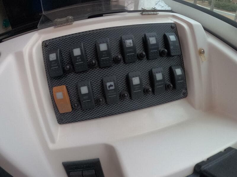 2001 Grady-White Gulfstream 232