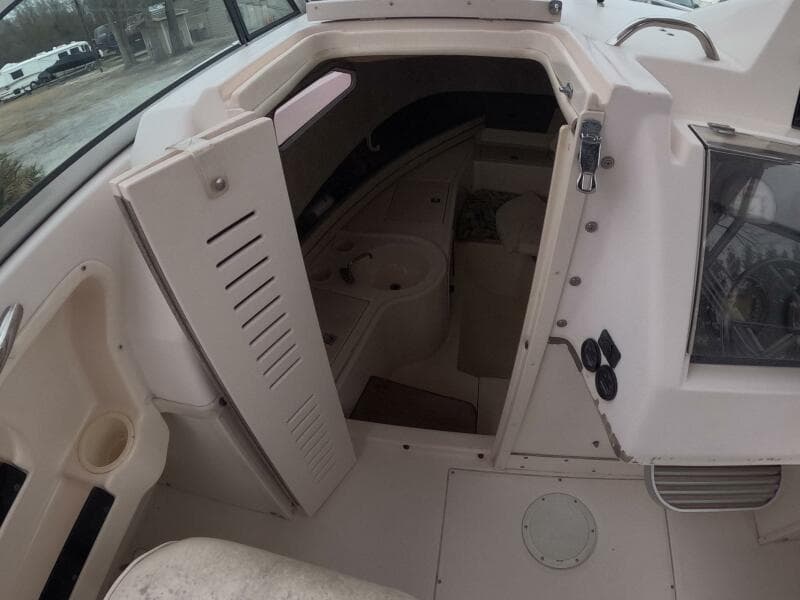 2001 Grady-White Gulfstream 232
