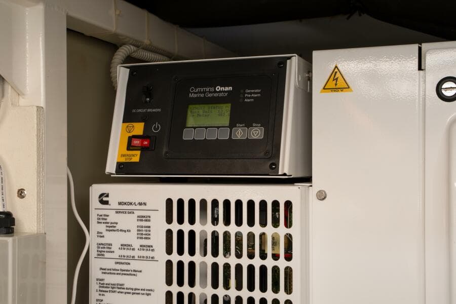 2018 Ferretti Yachts 450 Fly