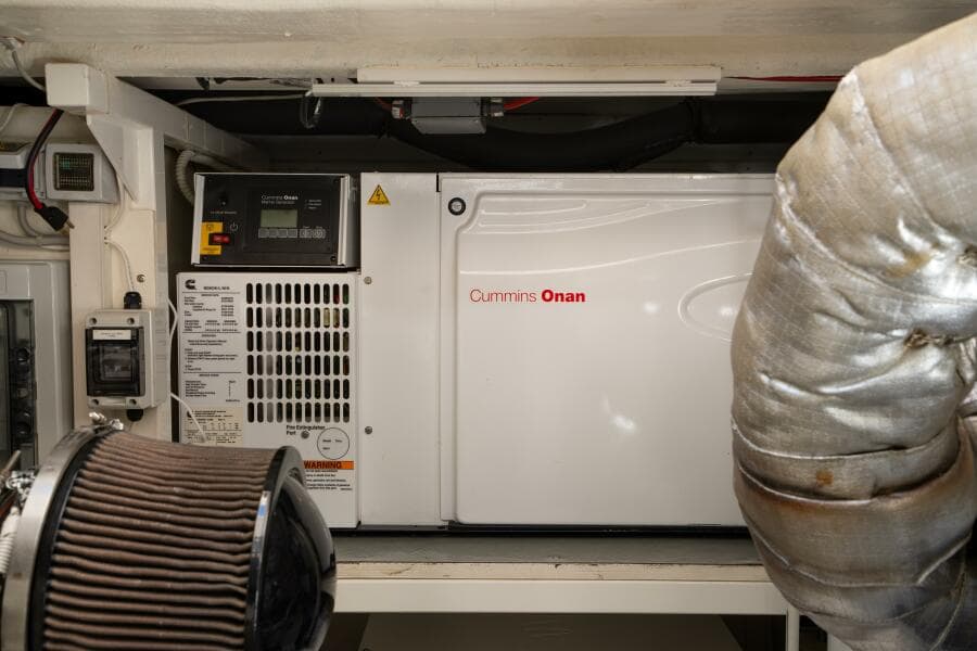 2018 Ferretti Yachts 450 Fly