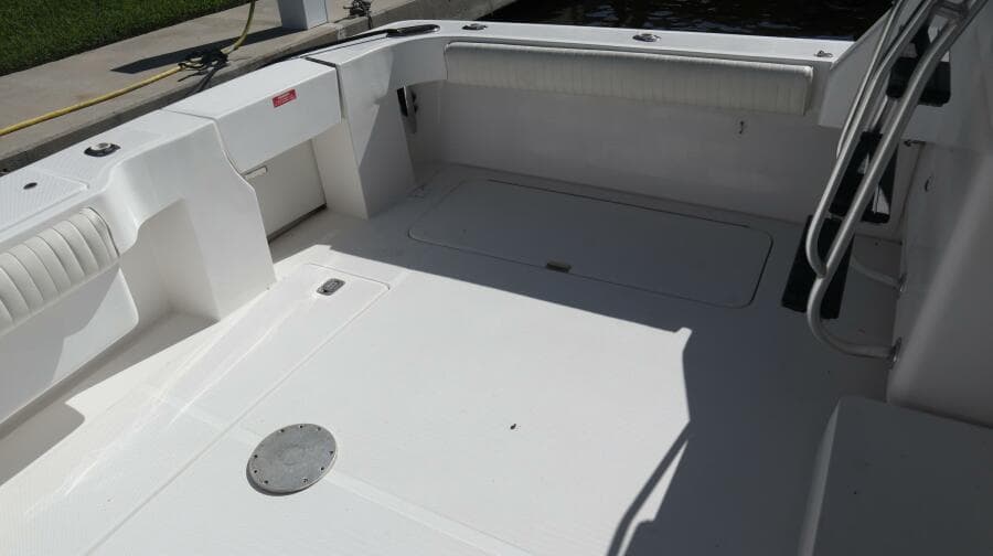 2005 Luhrs 38 Convertible