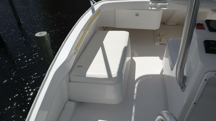 2005 Luhrs 38 Convertible