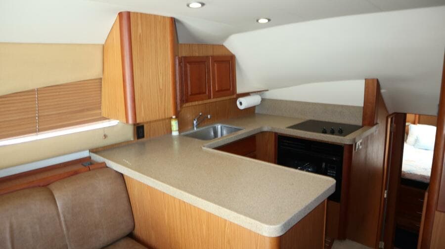 2005 Luhrs 38 Convertible