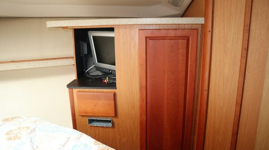 2005 Luhrs 38 Convertible