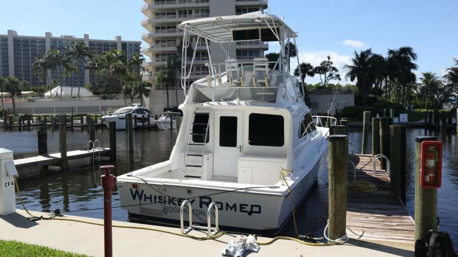 2005 Luhrs 38 Convertible