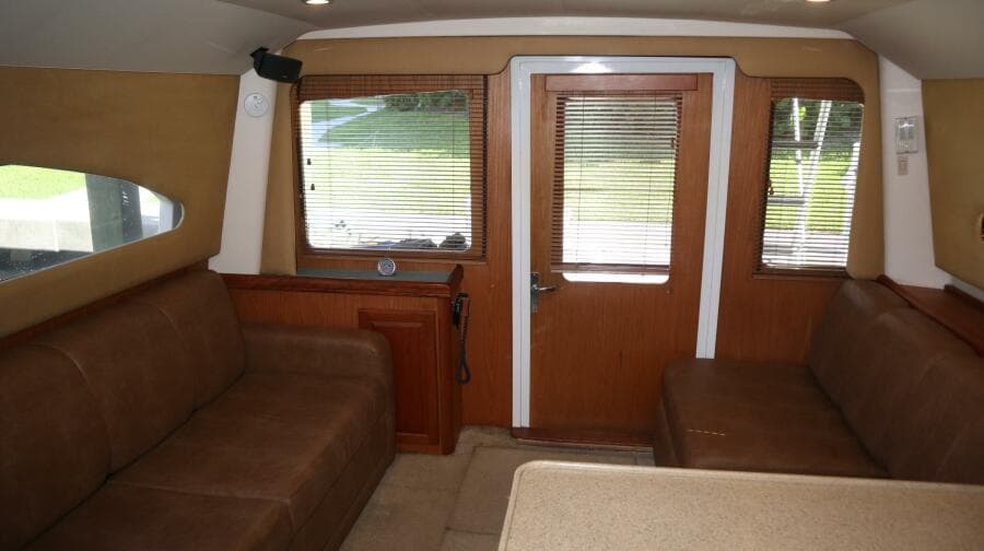 2005 Luhrs 38 Convertible